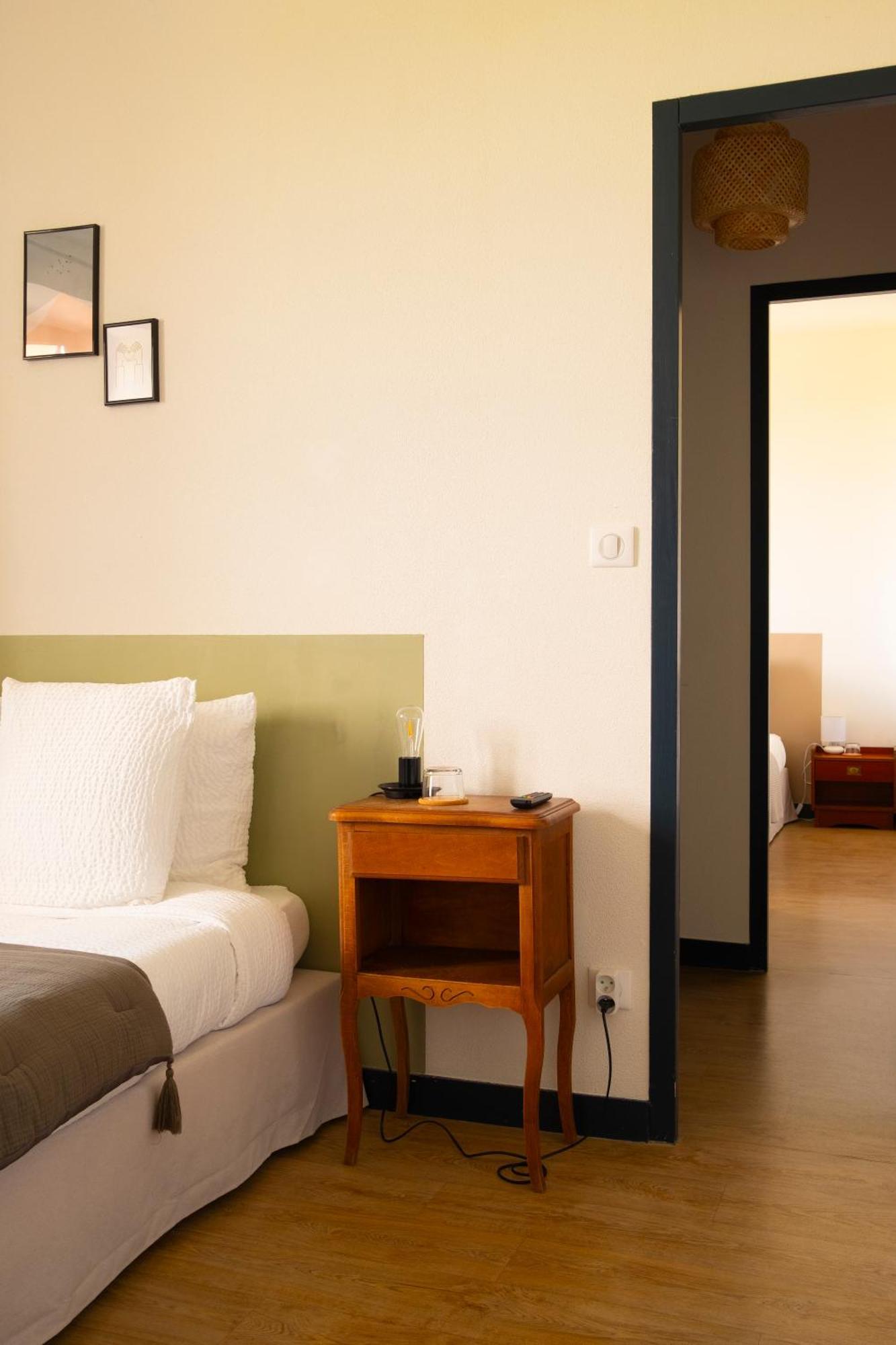 L'Auberge Du Campos Saint-Pierre-Duchamp Ngoại thất bức ảnh